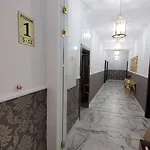 Jaracza 28 Nr 6 *